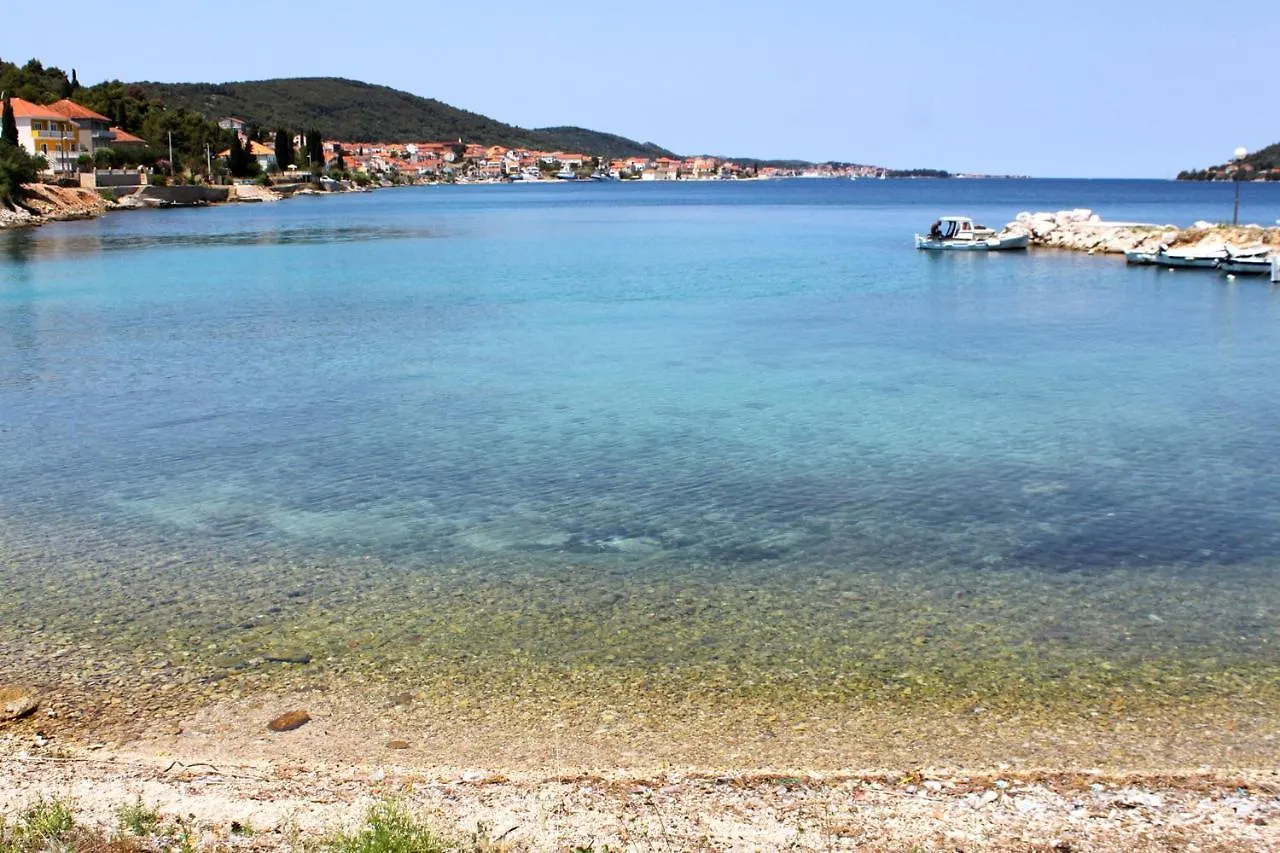 Apartments With A Parking Space Kali, Ugljan - 14590 Croatia